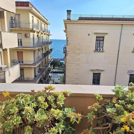 Le Ali Di Bed & Breakfast 3*